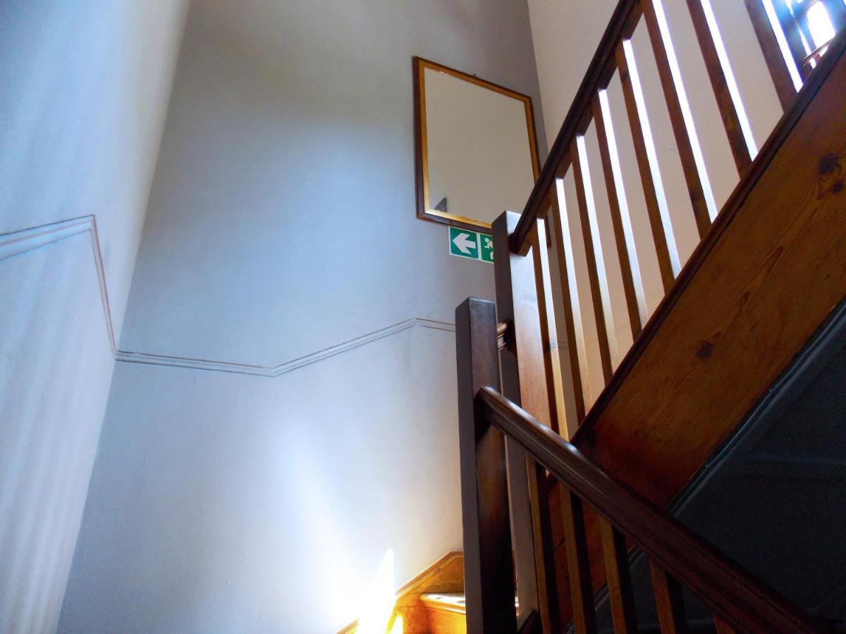 Trap Houz Backpackers Hostel Fokváros Kültér fotó
