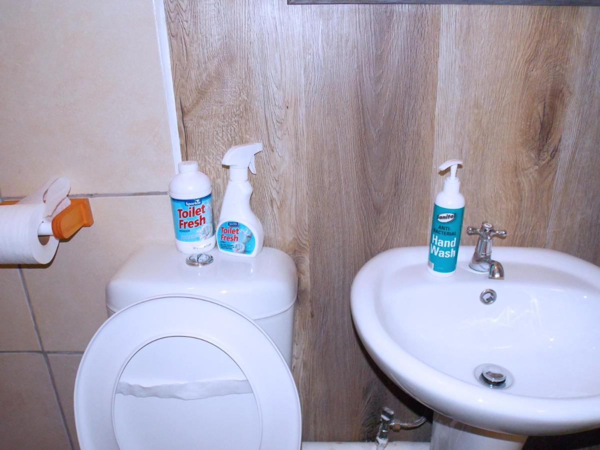 Trap Houz Backpackers Hostel Fokváros Kültér fotó